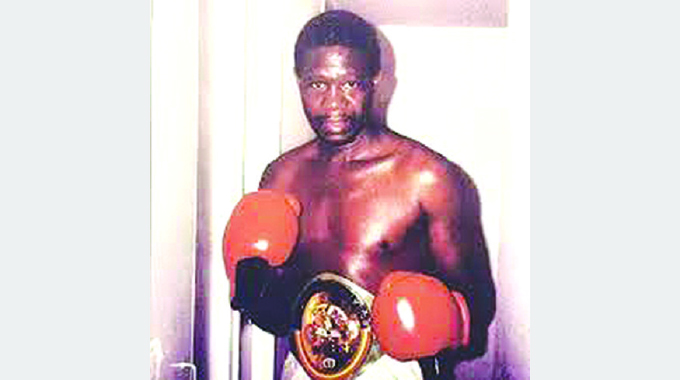 Celebrating Mwale, Kalusha Bwalya