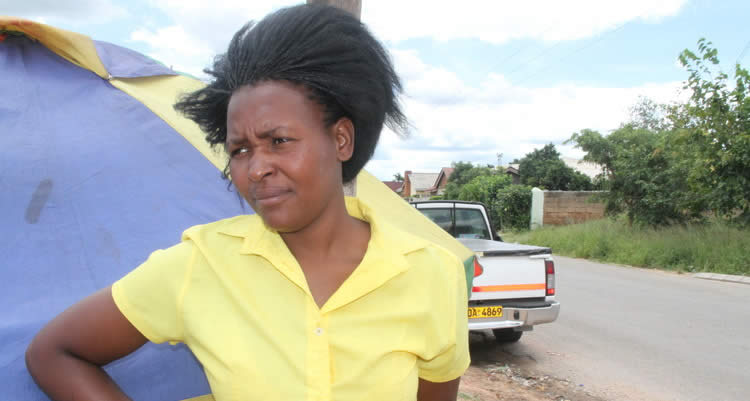 Muroora mukadzi waani?