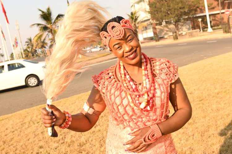 ‘Tsigiraiwo vanhukadzi mumhanzi’