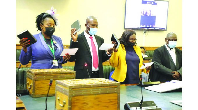New legislators sworn in