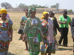 Amai Grace Mugabe, Cde Eunice Sandi Moyo and Cde Oppah Muchinguri arriving in Mat South recently.