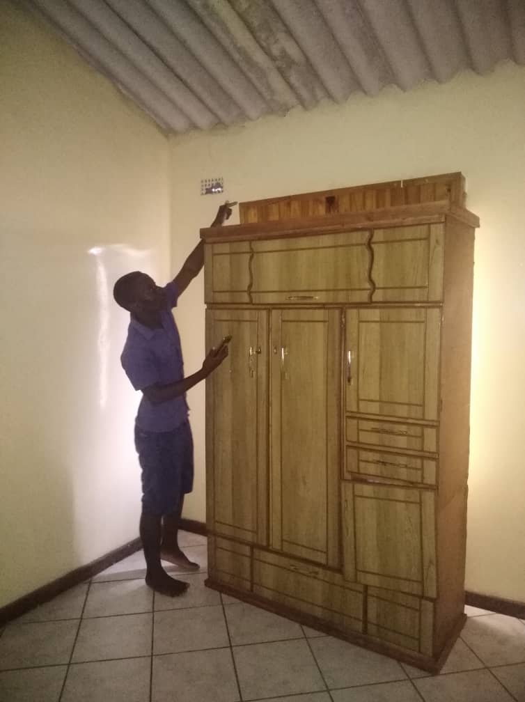 Gudo pweshe pamusoro pewodhiropu…ndokusiya rati tsvina rayo waaaaa