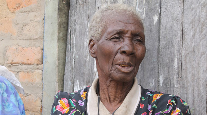 Chembere yakaedzerwa kumakuva