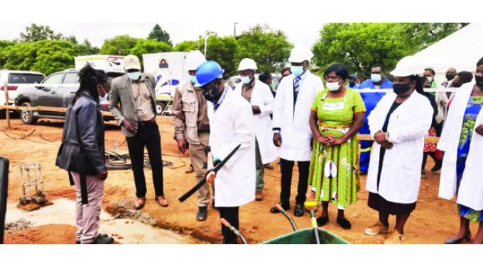 More houses for civil servants