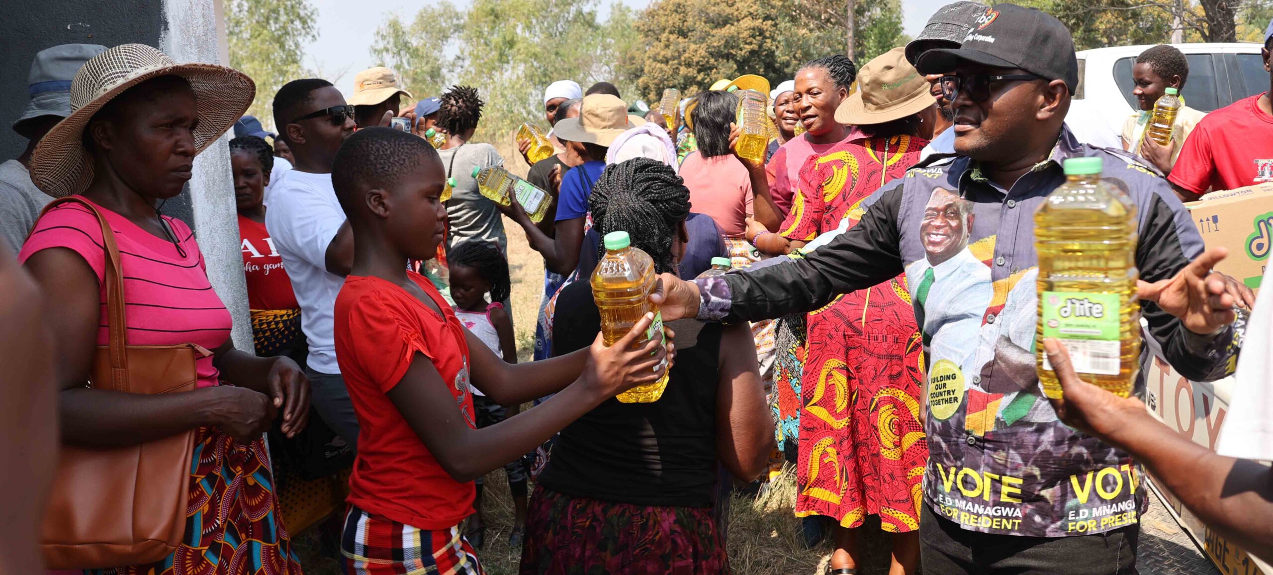 Dr Muswere donated cooking oil and soap to members of the community in Dowa, Makoni West.