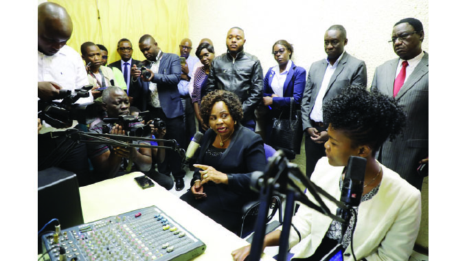 Govt reaffirms commitment to opening airwaves