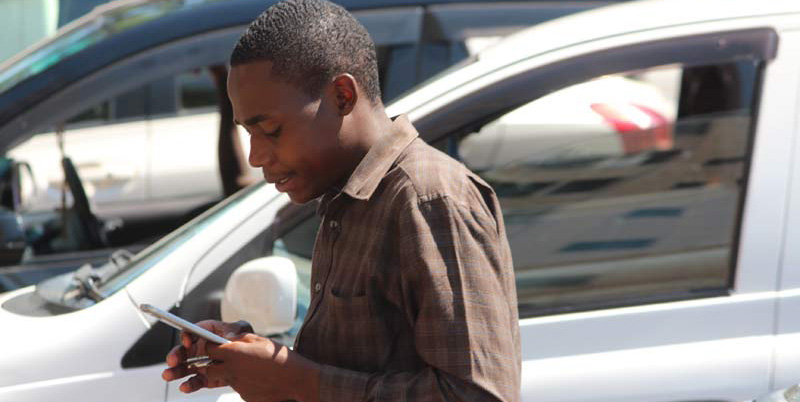 Zim sets price floors for mobile tariffs