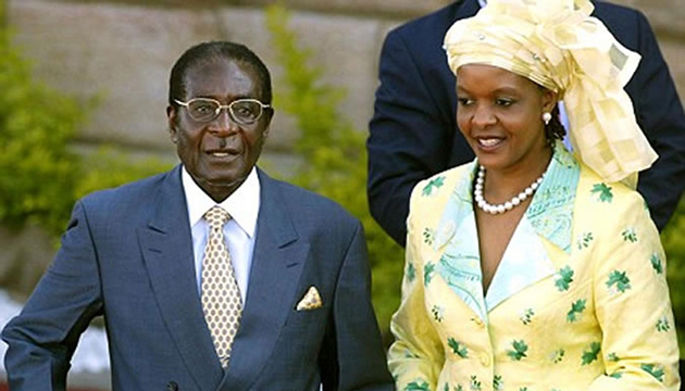 First Family donates foodstuffs to congress