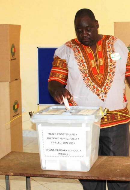 Zanu PF candidate for Mbizo consituency Cde Vongaishe Mupereri casts his ballot at Chana Primary School polling station.