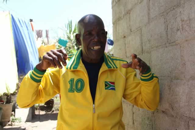 Mushangazhike and his football clan