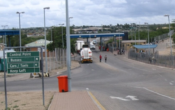 JUT IN: Trucker shot in SA border queue