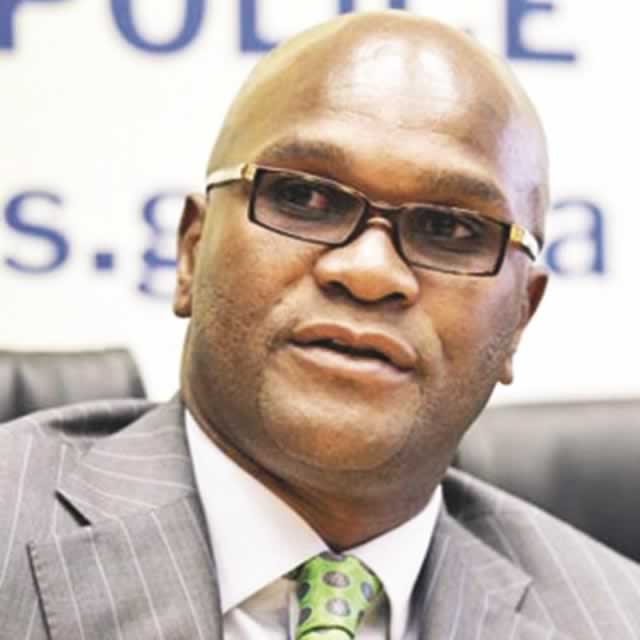 Nathi Mthethwa