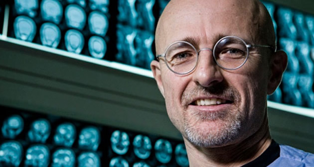 FIRST HUMAN HEAD TRANSPLANT SCHEDULED