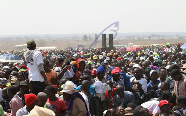 Mobilization power . . .an estimated 120 000 Zanu-Pf supporters attend the Midlands Province Presidential Youth InterfaceRally at Mkoba Teachers open ground in Gweru, September 1, 2017.