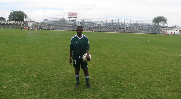 Vasikana sungai dzisimbe: Nomsa