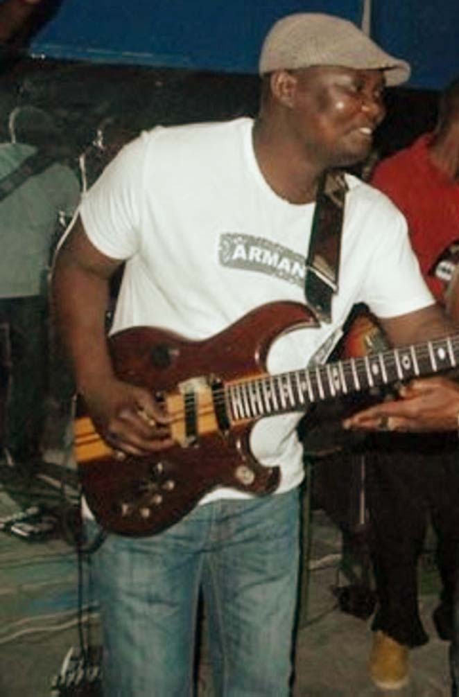 Guitarist Noel Nyazanda rejoins Macheso