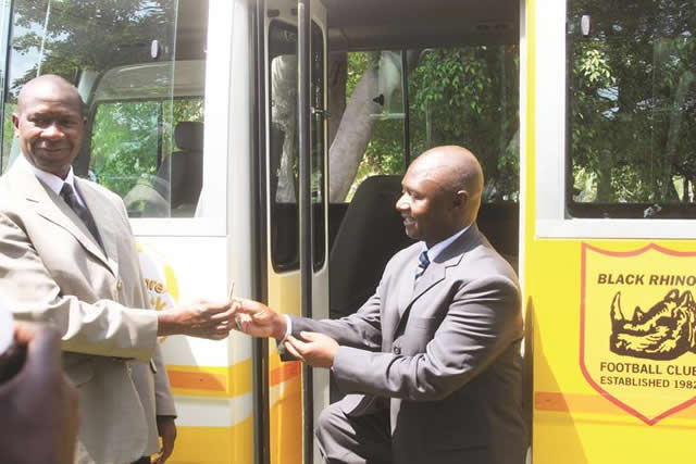 Nyaradzo presents buses