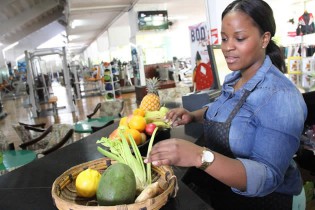 ORGANIC . . . Alice Sanhanga prepares juicein ActiveBody Bited Gym’s juice bar