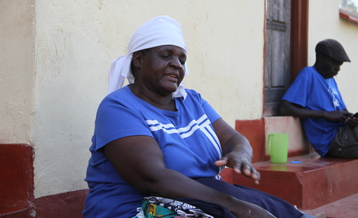 Ticha akarasika njere arova mwana