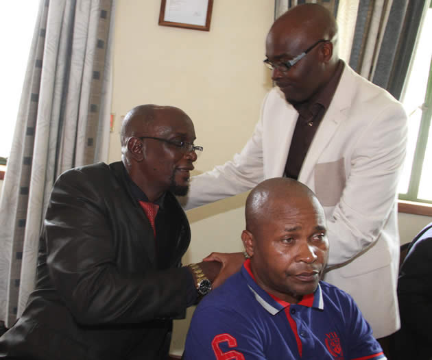 Double blow for Kenny Mubaiwa