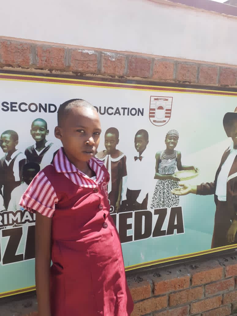 Batsirai mwana ozvimba dumbu