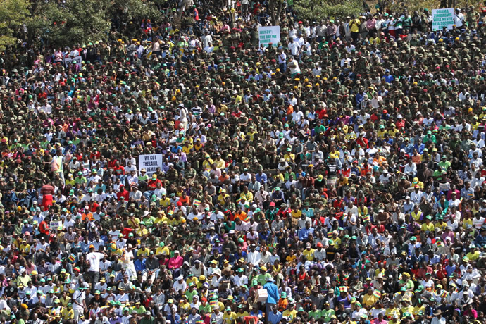 Part of the crowd at the National Heroes Acre (1)