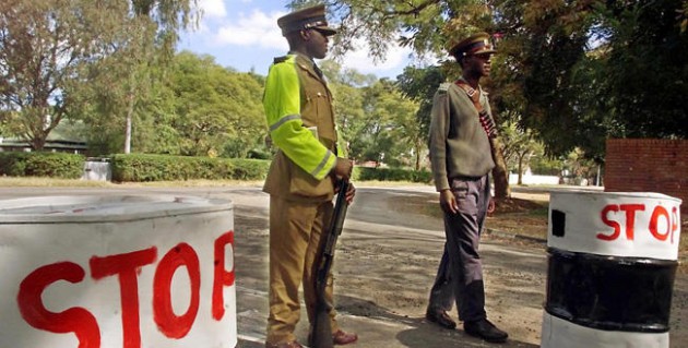Police-road-block-in-Zimbabwe