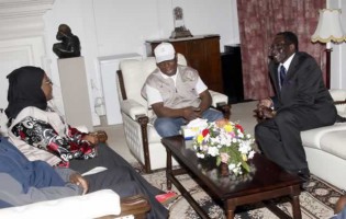 President Mugabe shares a  joke with General Olusegun Obasanjo AU obeserver  mission leader to Zimbabwe at State House today