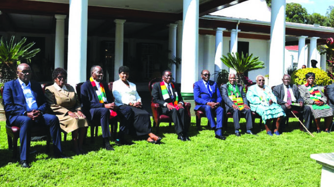 President meets Council of Elders