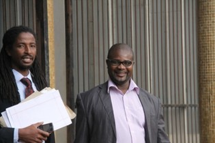 SEDZE BRIAN (RIGHT)