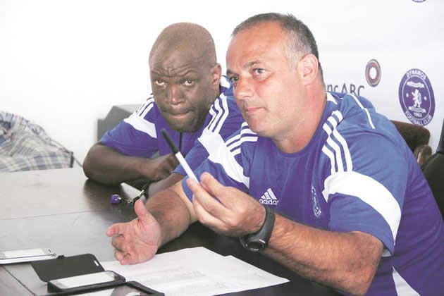 BULLISH GAFFER . . . Dynamos new head coach Paulo Jorge Silva (right) stresses a point in the company of his assistant Lloyd Mutasa at yesterday’s media conference in Harare where he said he expects the Glamour Boys to be champions