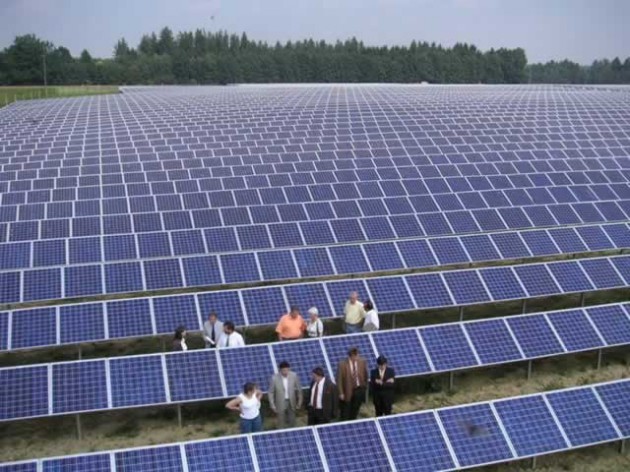 SOLAR-POWER-PLANT