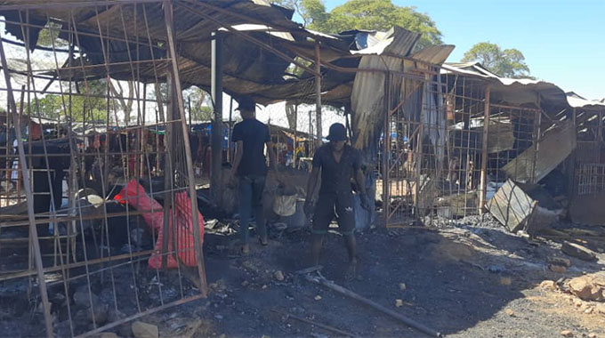 Fire guts Chegutu market stalls