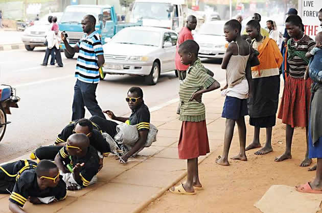 STREET THEATRE  CRAZE HITS  GHETTO