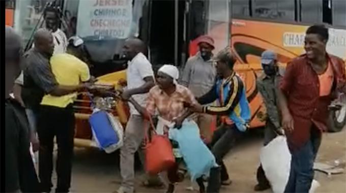 Touts menace, four arrested in Beitbridge