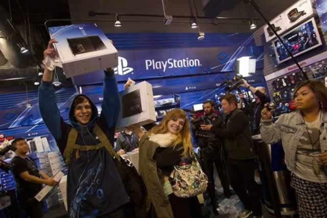 Sony PlayStation sales top 1m