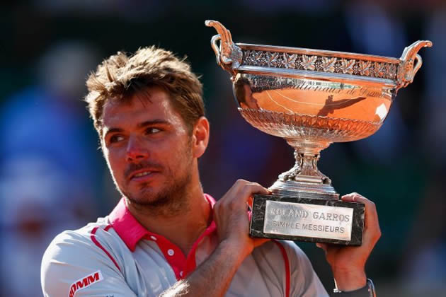 Wawrinka joins elite club