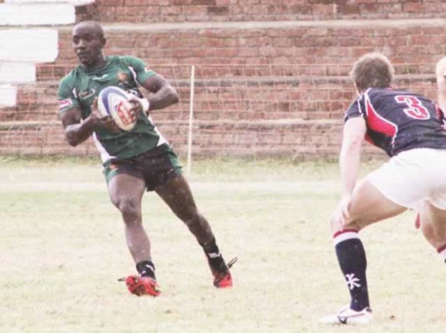 MAN ON A MISSION . . . Cheetahs gasman Tafadzwa Chitokwindo (with ball) was on fire yesterday during the opening day of the Zimbabwe Sevens Invitational tournament at Harare Sports Club