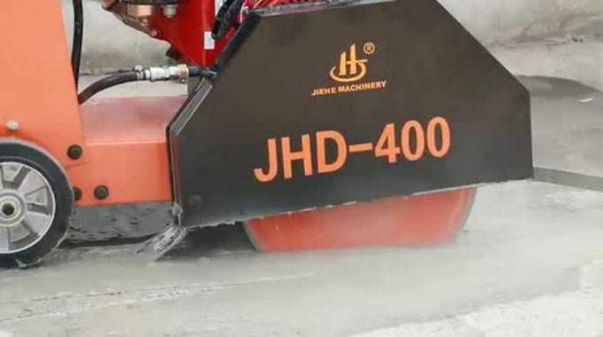 Chitungwiza abandons road machinery