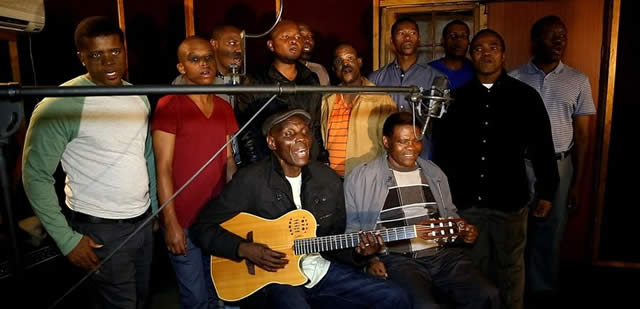 Tuku makes a date with Ladysmith Black Mambazo