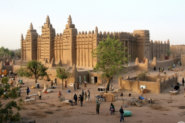 Timbuktu celebrates mausoleum recovery