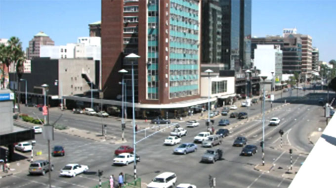 EDITORIAL COMMENT : Urban planners must embrace, guide change
