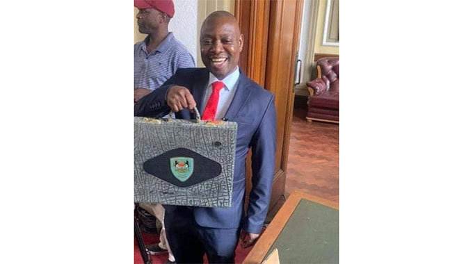 Council presents US$578m budget