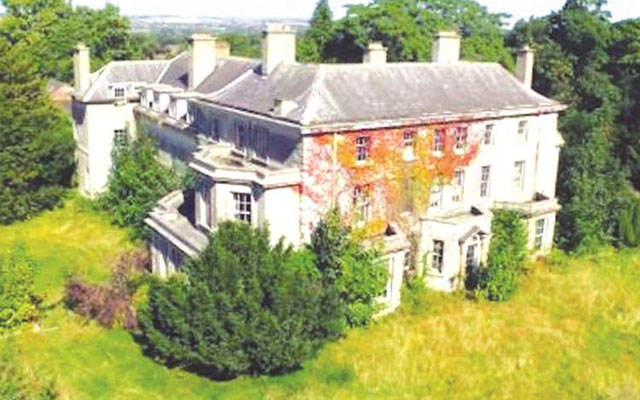 The lonely empty village mansion
