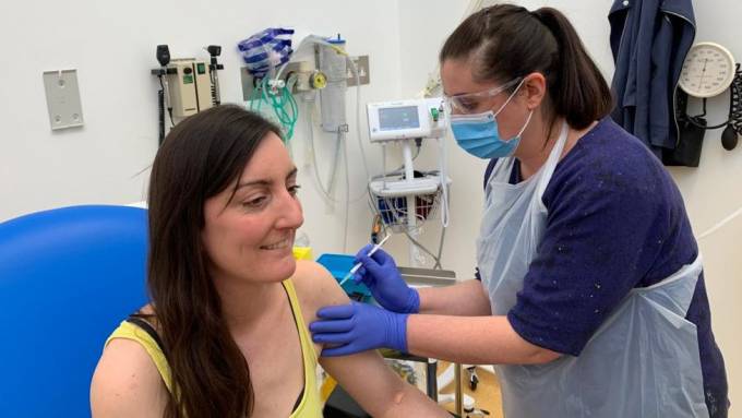 Oxford vaccine shows ‘encouraging’ immune response in older adults-corona virus pandemic