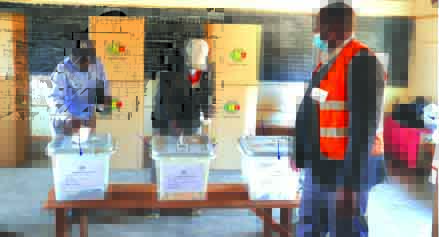 These unidentified men cast their vote at Ngangu Primary School in Chimanimani on Wednesday