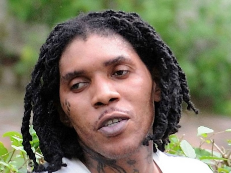 Kartel pleads not guilty to murder charge