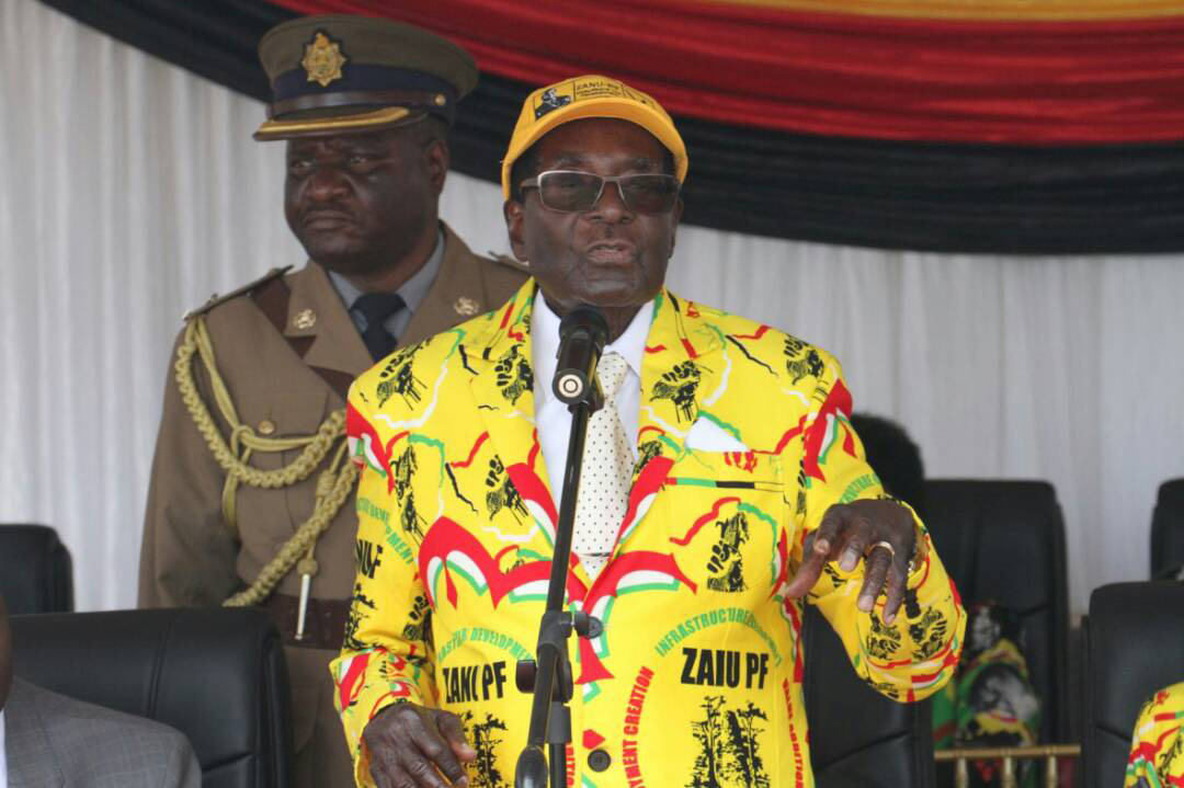 President Mugabe addressing thousands during the commissioning of the Dangamvura ICT center this afternoon.