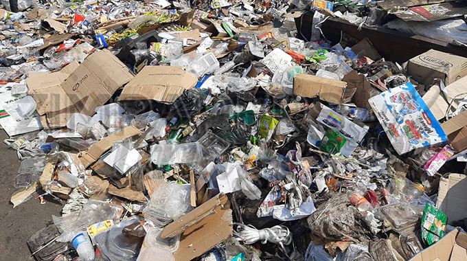 Harare battles refuse collection in CBD