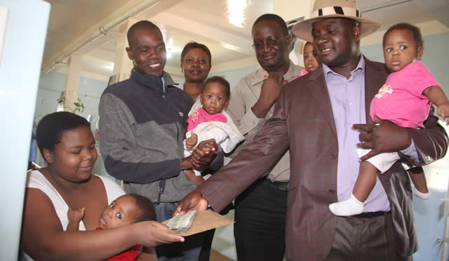 $5 000 boost, job offer for quadruplets family